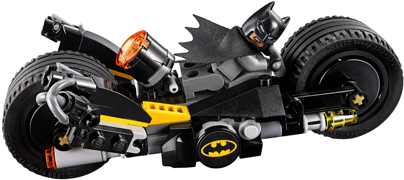 LEGO® DC Comics Super Heroes 76053 Batman: inseguimento sul Batciclo a Gotham City - vue 9