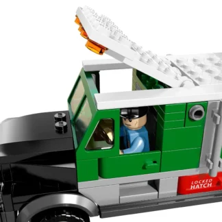 LEGO® Marvel Super Heroes 76015 Rapina al camion di Doc Ock - immagine principale