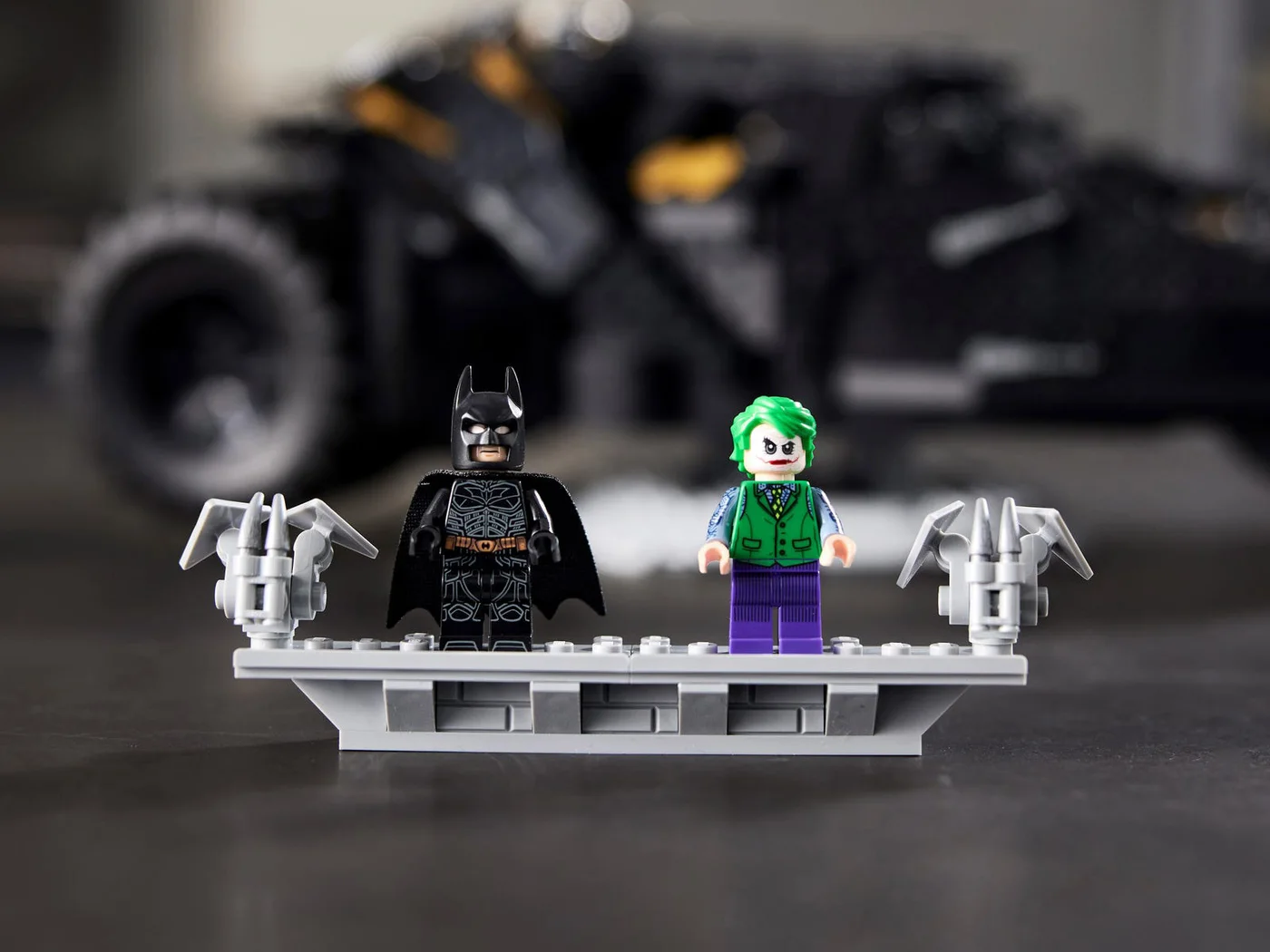 LEGO® DC Comics Super Heroes 76240 LEGO DC Batman Batmobile Tumbler - vue 19