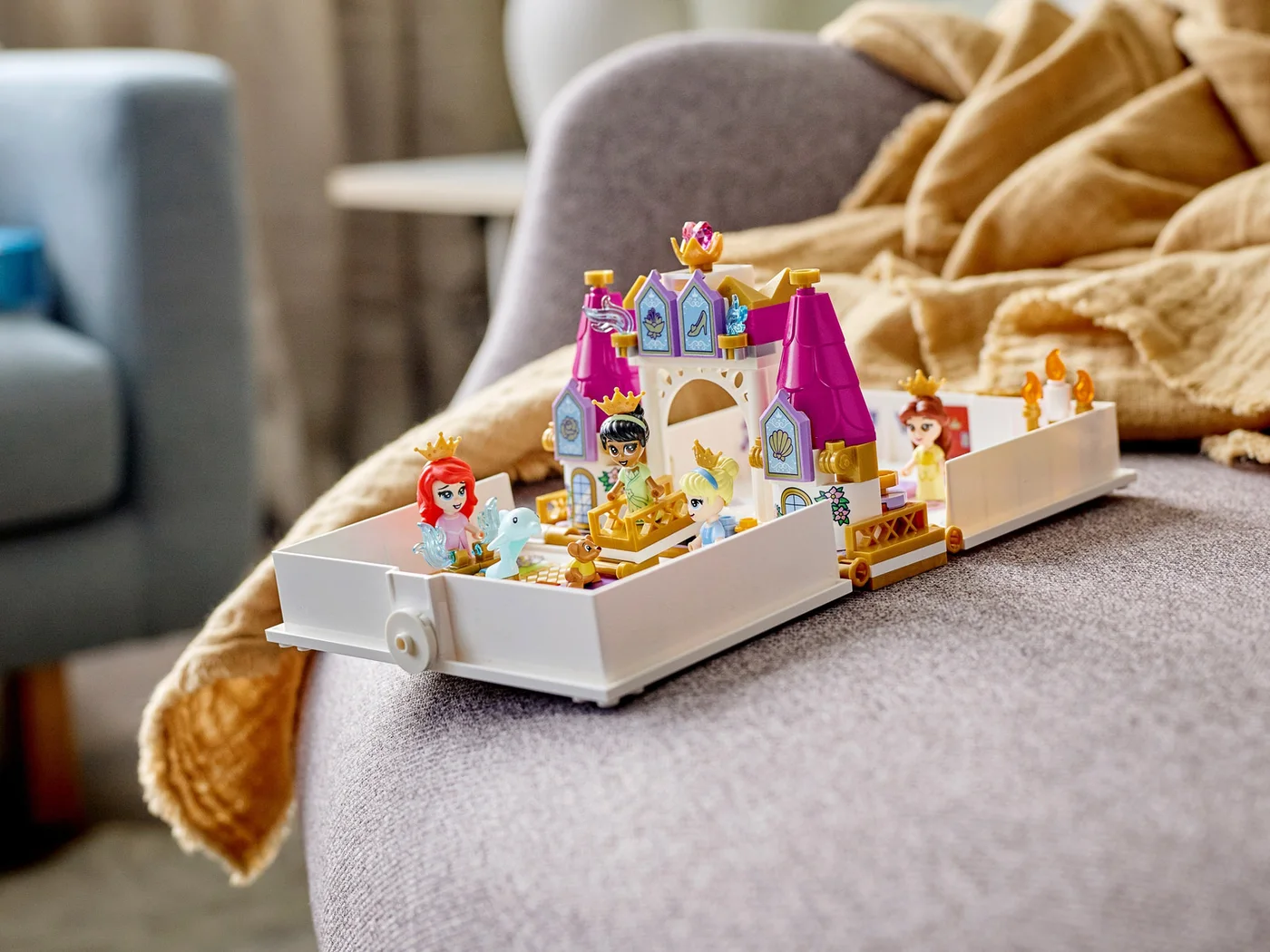 LEGO® Disney 43193 L’avventura fiabesca di Ariel, Belle, Cenerentola e Tiana - vue 6
