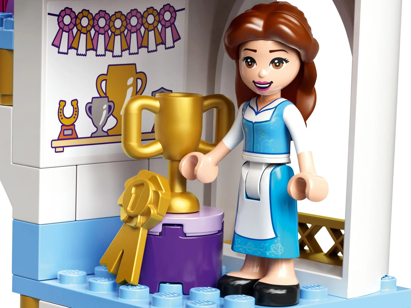 LEGO® Disney 43195 Le scuderie reali di Belle e Rapunzel - vue 8