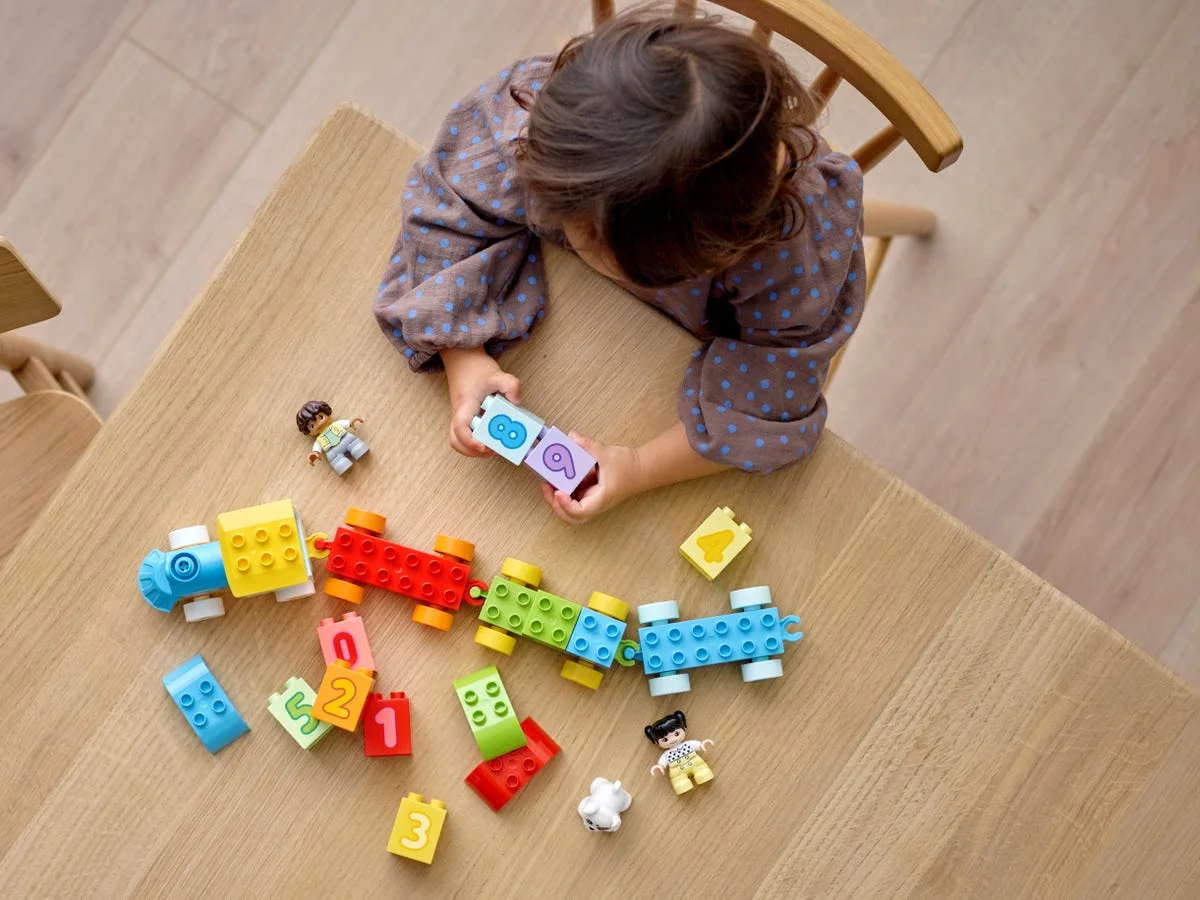 LEGO® DUPLO 10954 Treno dei numeri - vue 8