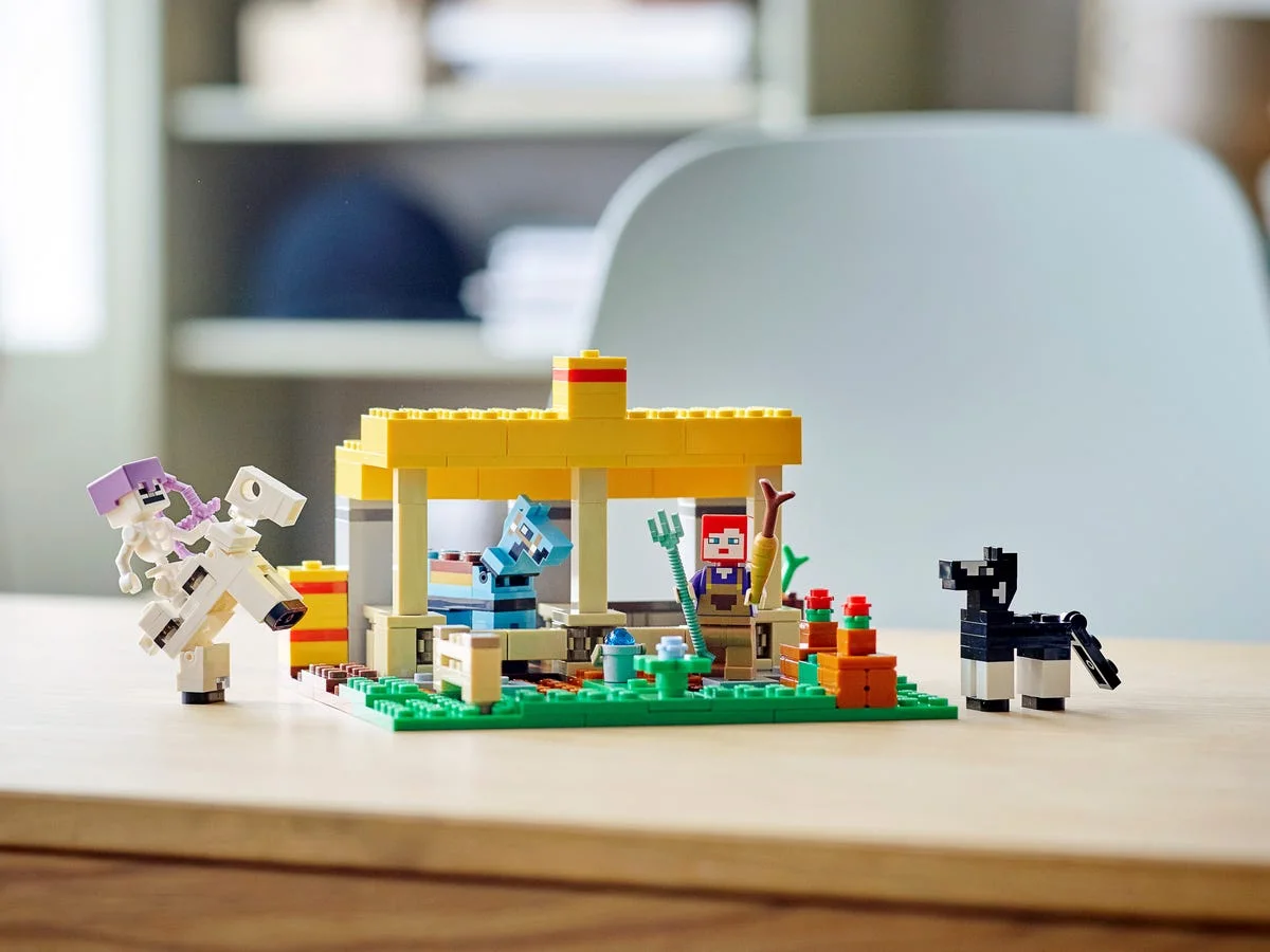 LEGO® Minecraft 21171 La scuderia - vue 10