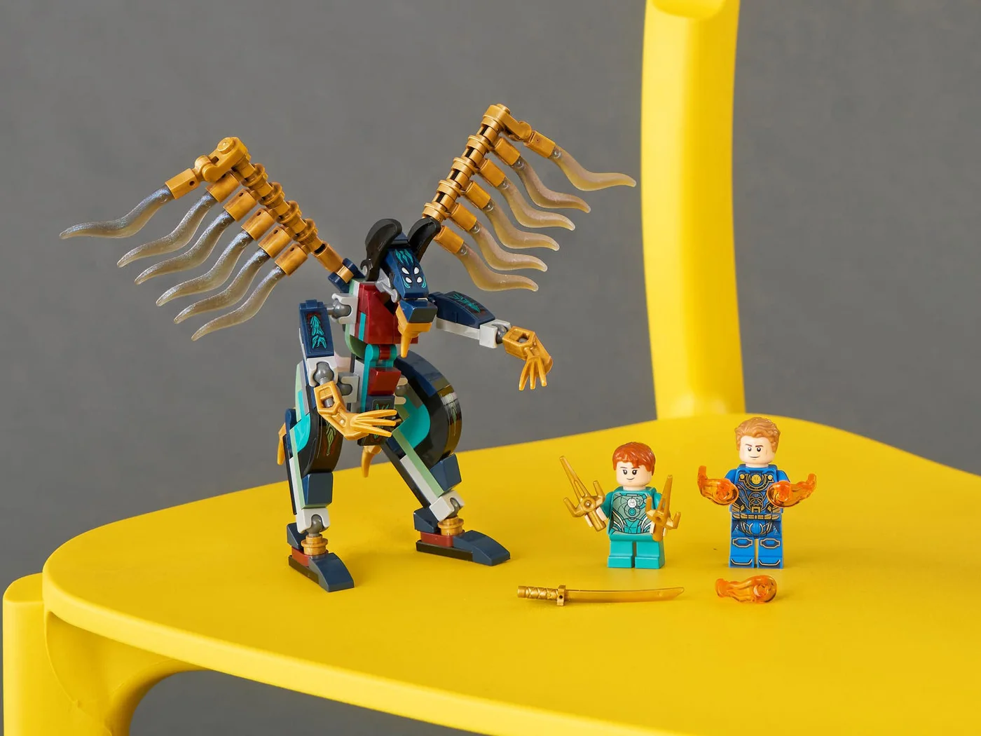LEGO® Marvel Super Heroes 76145 Assalto aereo degli Eternals - vue 9