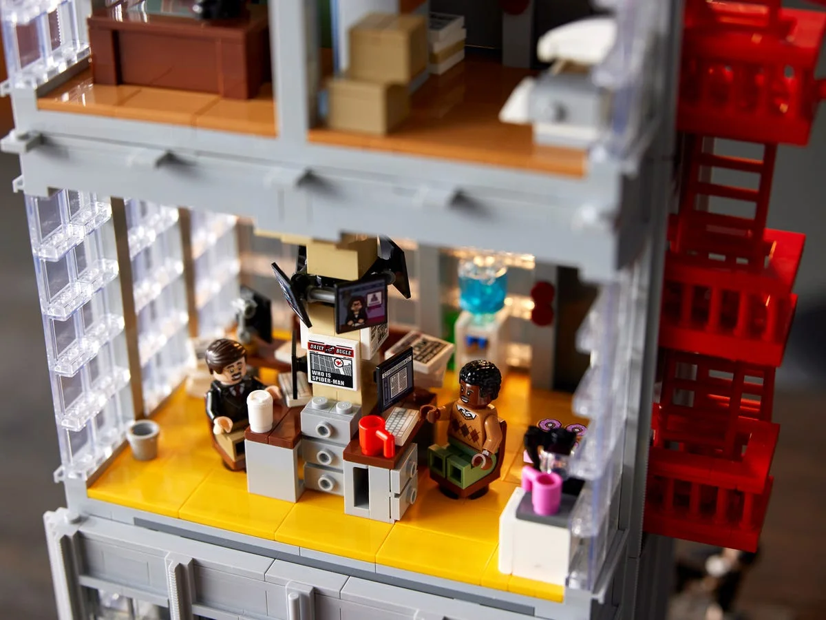 LEGO® Marvel Super Heroes 76178 Daily Bugle - vue 15