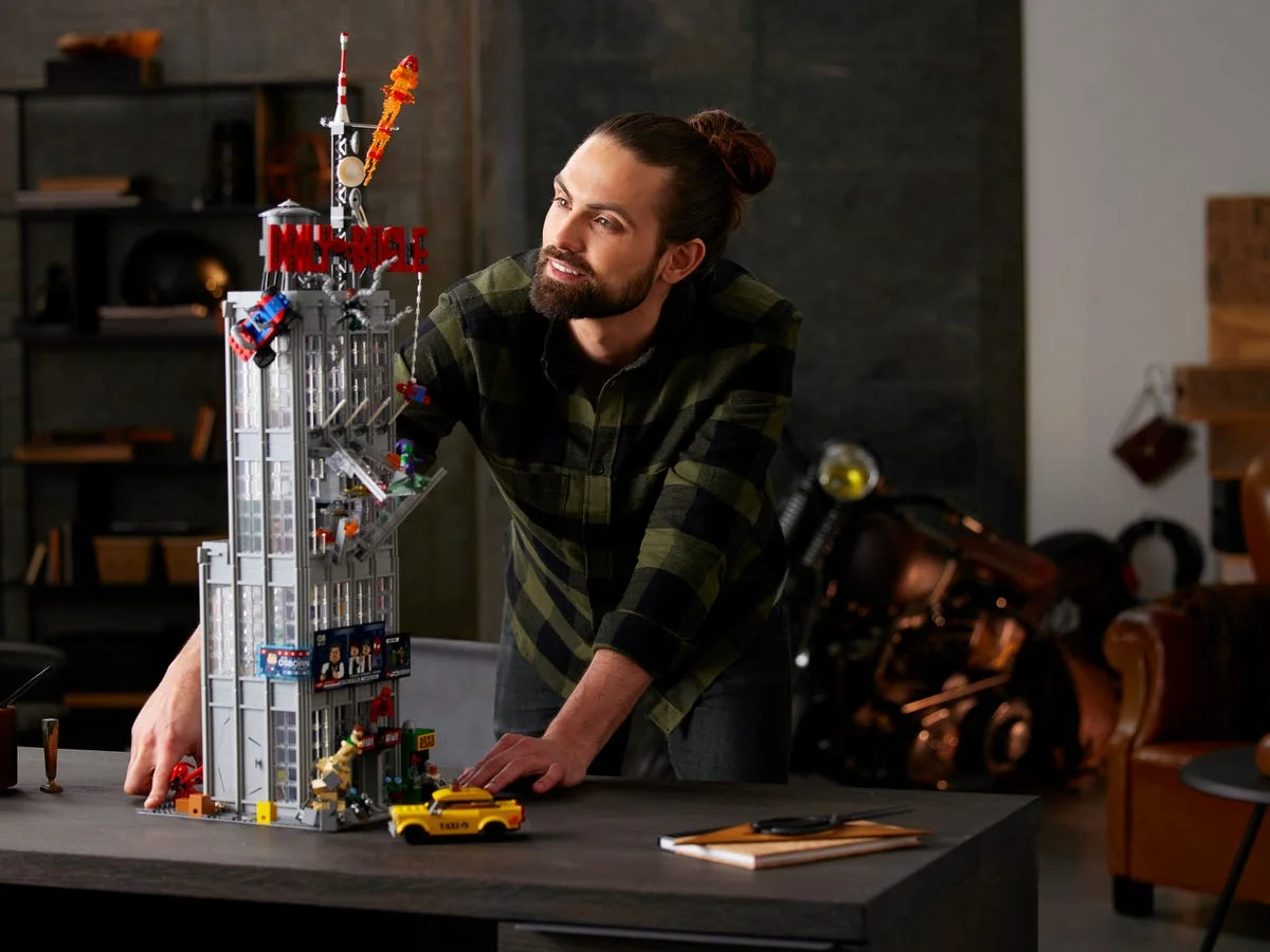 LEGO® Marvel Super Heroes 76178 Daily Bugle - vue 21