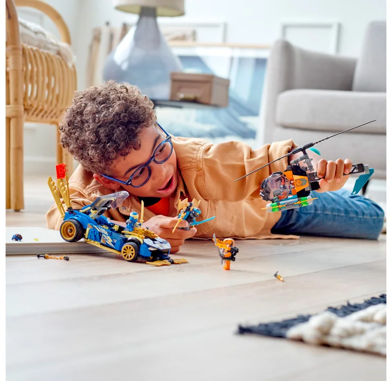 LEGO® Ninjago 71776 Auto da corsa di Jay e Nya – EVOLUTION - vue 9