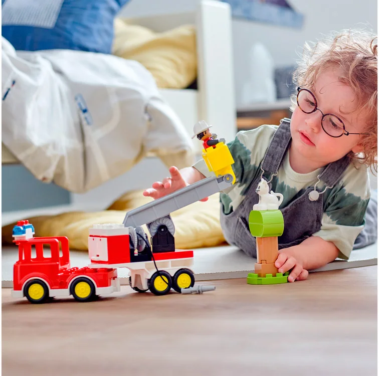 LEGO® Duplo 10969 Camion dei Pompieri - vue 5
