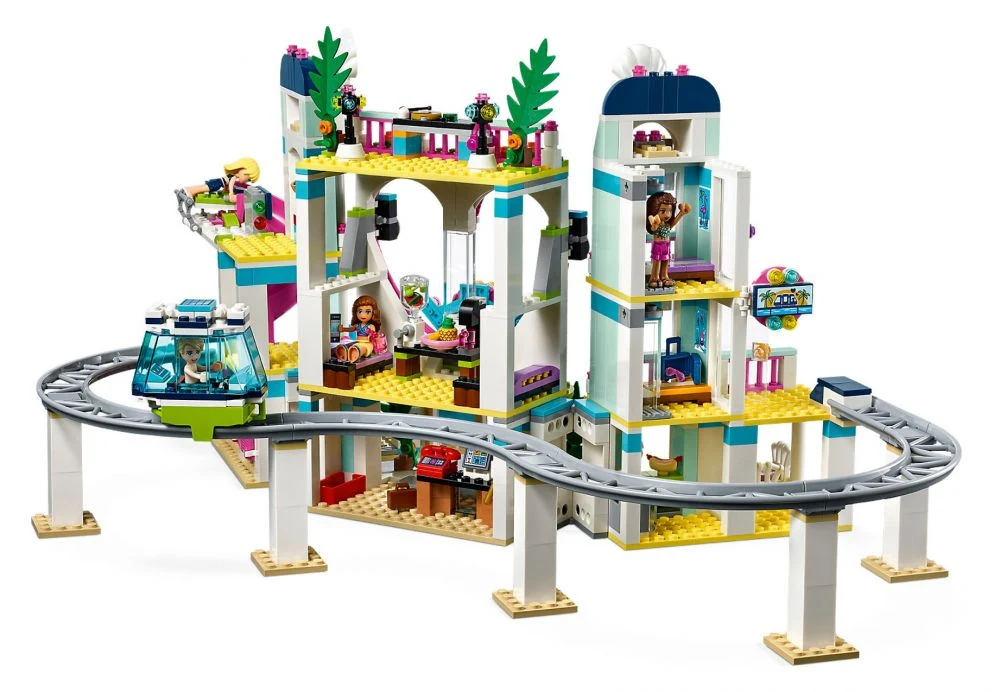 LEGO® Friends 41347 Il resort di Heartlake City - vue 6