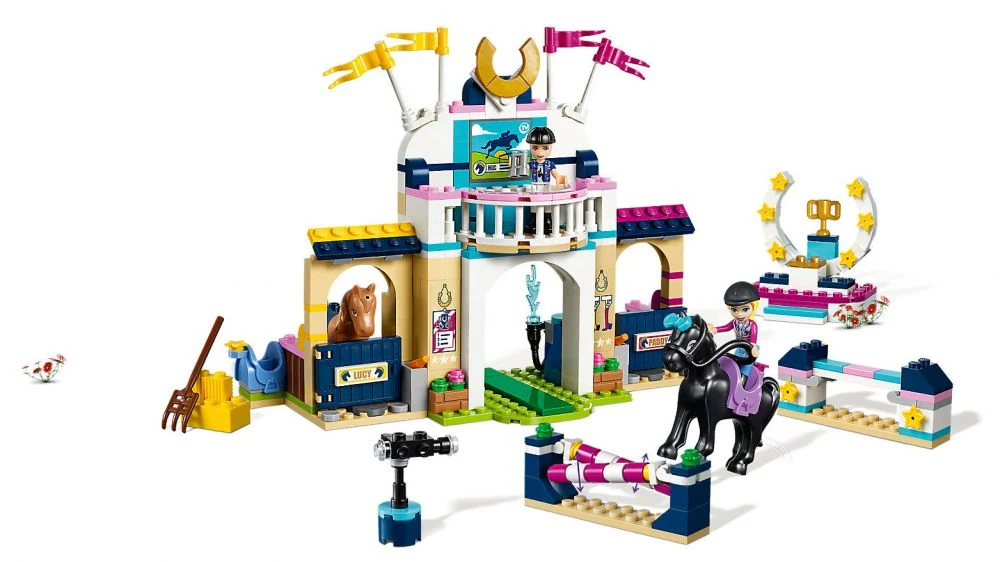 LEGO® Friends 41367 La Gara di Equitazione di Stephanie - vue 4