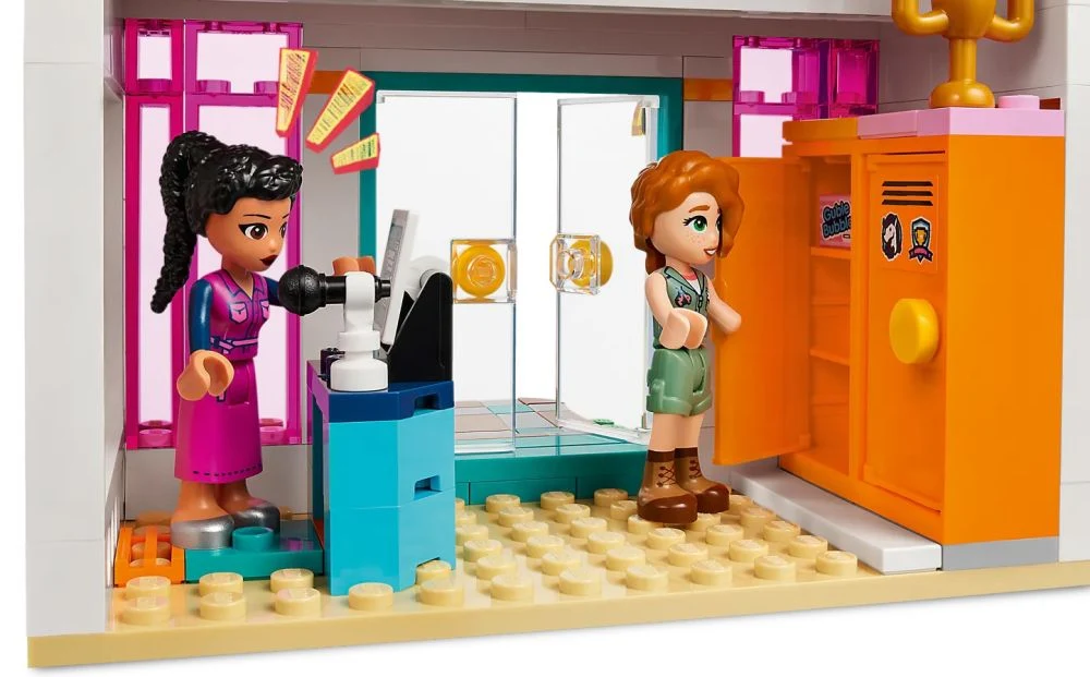 LEGO® Friends 41731 La scuola Internazionale di Heartlake City - vue 6