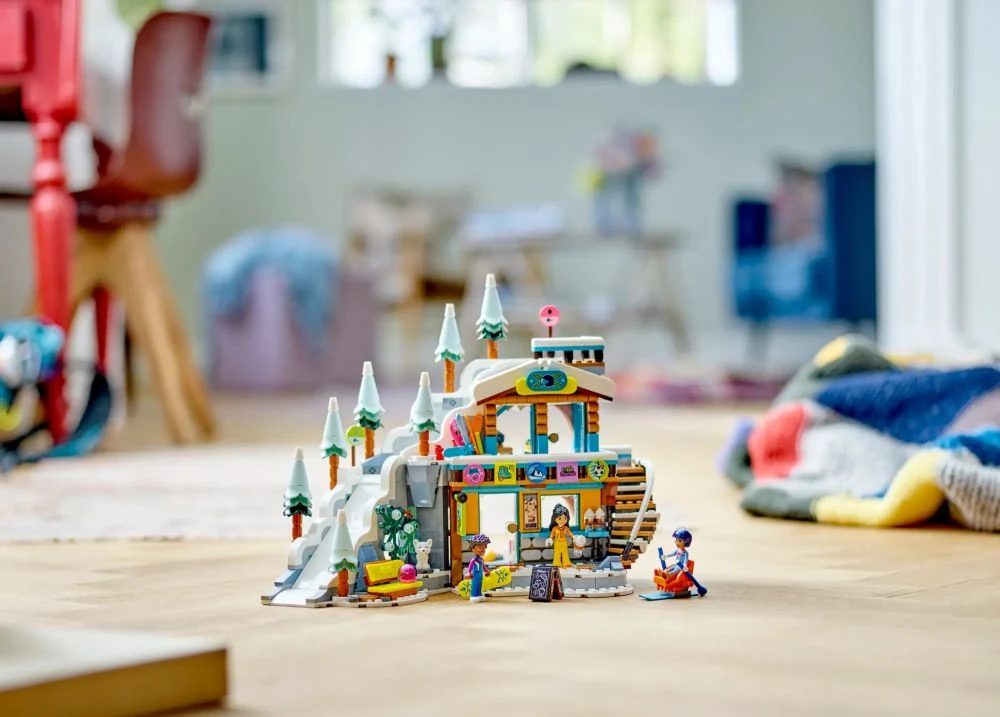 LEGO® Friends 41756 Pista da sci e baita - vue 6