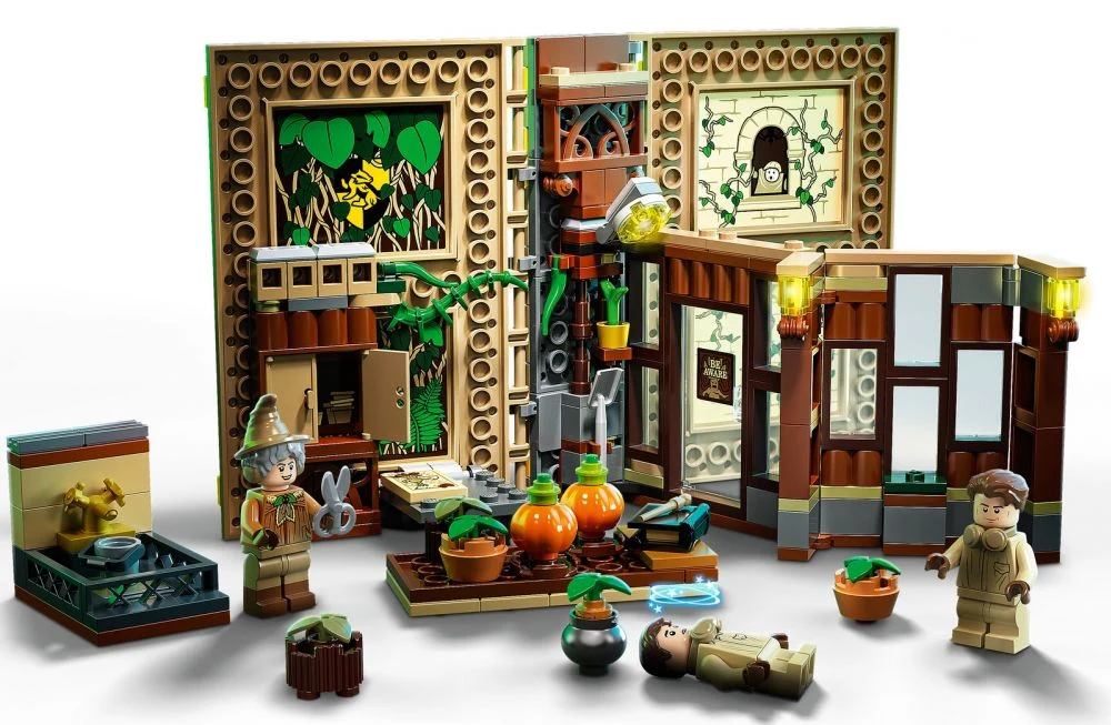 LEGO® Harry Potter 76384 Lezione di erbologia a Hogwarts - vue 4