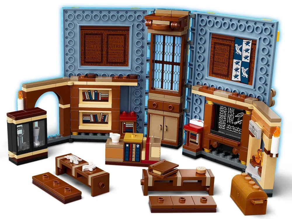 LEGO® Harry Potter 76385 Lezione di incantesimi a Hogwarts - vue 4