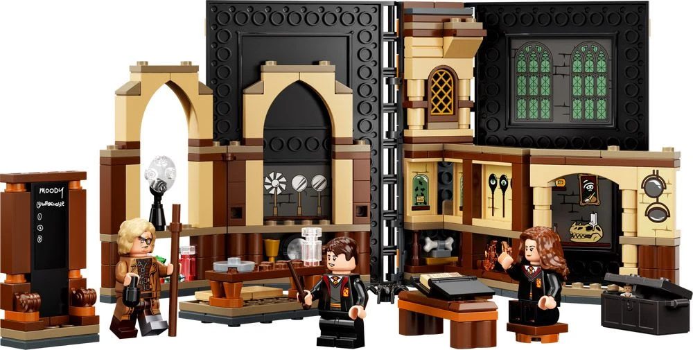 LEGO® Harry Potter 76397 Lezione di difesa a Hogwarts™ - vue 3