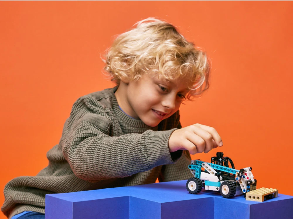 LEGO® Technic 42133 Sollevatore telescopico - vue 6