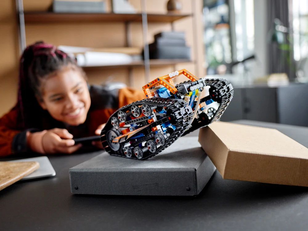 LEGO® Technic 42140 Veicolo di trasformazione controllato da app - vue 6