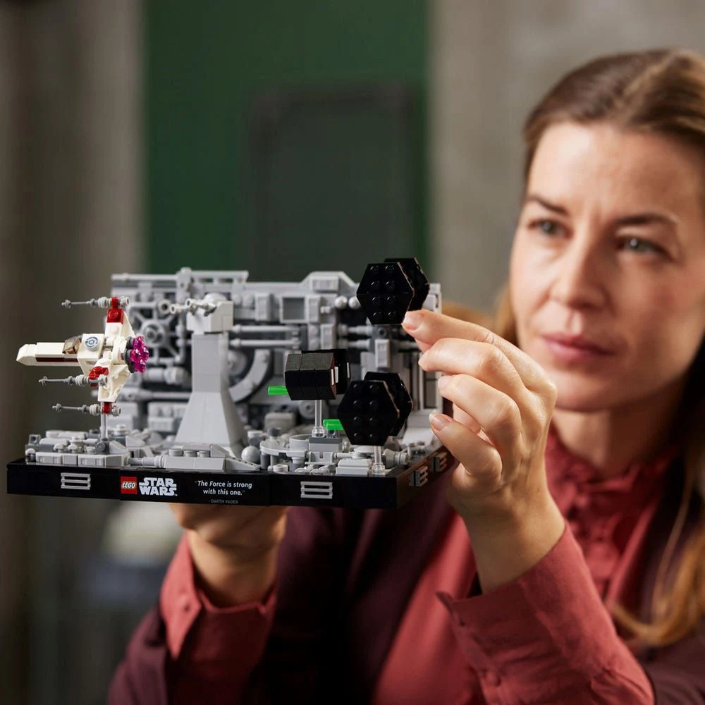 LEGO® Star Wars 75329 Diorama Volo sulla trincea della Morte Nera - vue 4